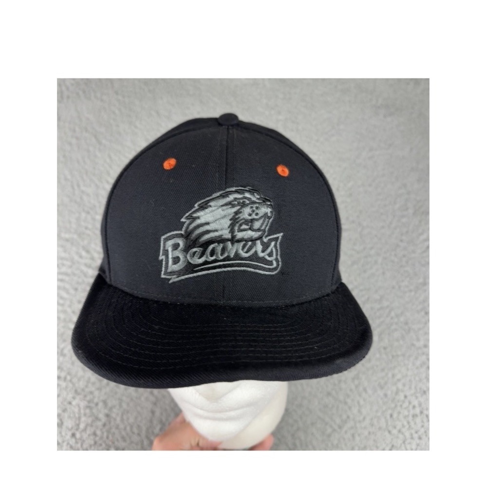 Oregon State Beavers Black Nike‎ True Flatbill Strap Back Hat Benny Carbon Bill